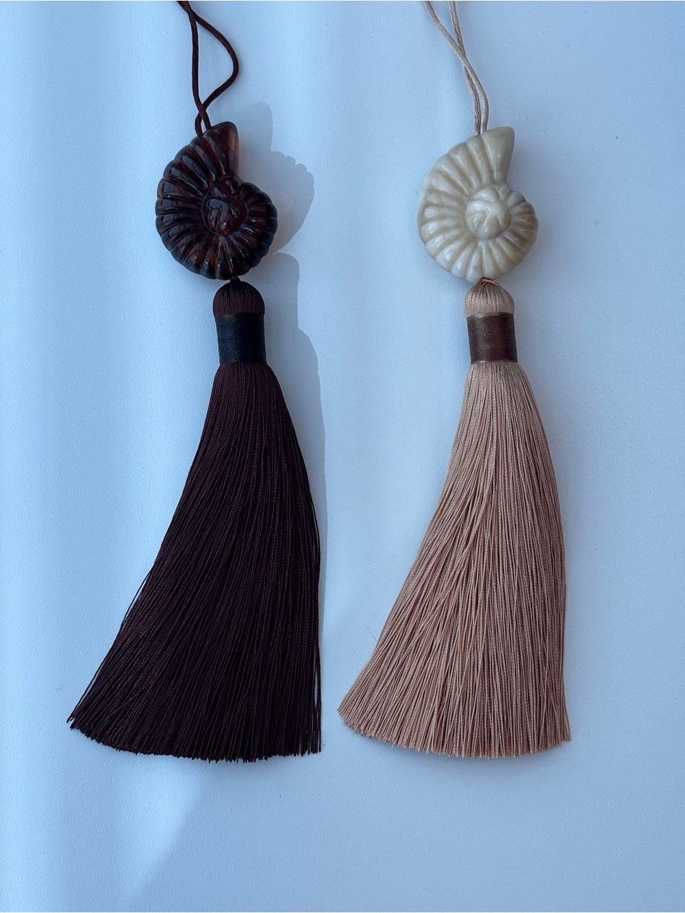 ammonites shell Tassel brown chocolate Necklace - Picture 9 of 11